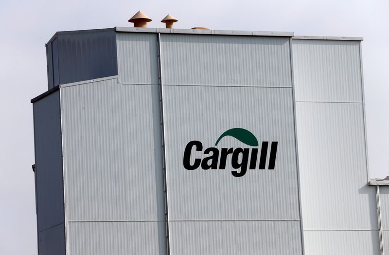 © Reuters. Foto de archivo del logo de Cargill en una fábrica en Suiza 
Sep 22, 2016. REUTERS/Denis Balibouse/
