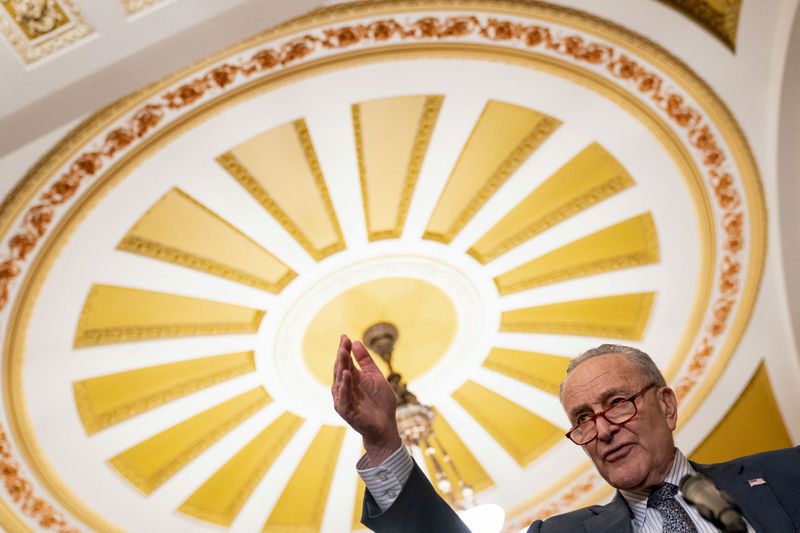 &copy; Reuters. Líder da maioria no Senado dos EUA, democrata Chuck Schumer
27/02/2024
REUTERS/Nathan Howard