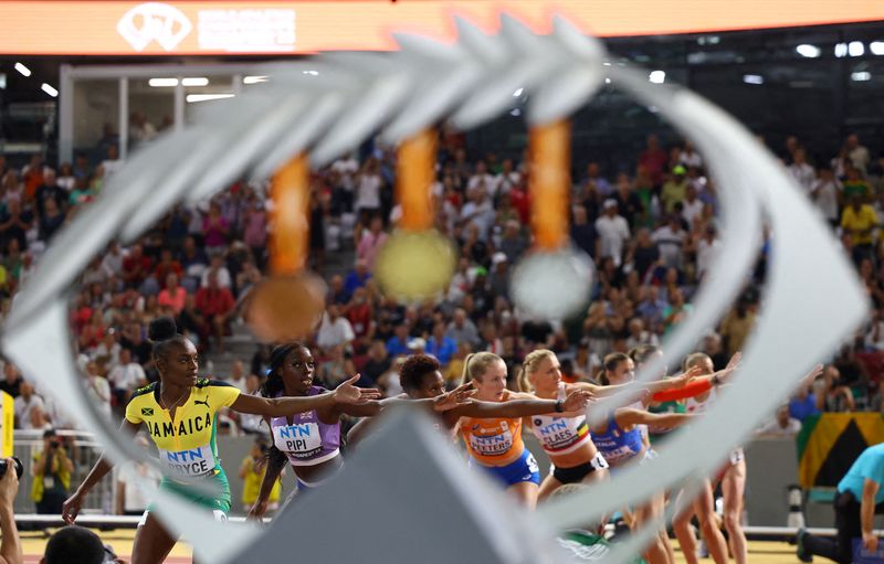 &copy; Reuters. 
Ago 27, 2023 
Foto de archivo de la posta 4x400 mts femeninos en el Mundial de Atletismo de Budapest 
 REUTERS/Kai Pfaffenbach/
