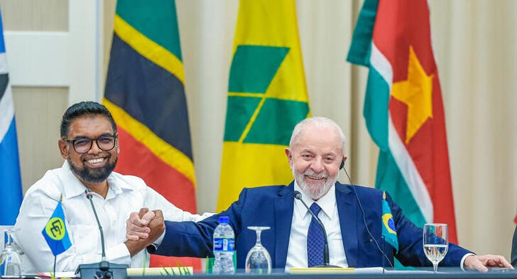 © Reuters. Lula e Ali se cumprimentam durante reunião em Georgetown
28/02/2024
Ricardo Stuckert/Presidência do Brasil/Divulgação via REUTERS