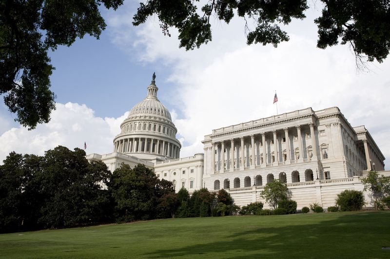 &copy; Reuters. Vista do prédio do Congresso dos Estados Unidos, em Washington
01/08/2011 REUTERS/Joshua Roberts