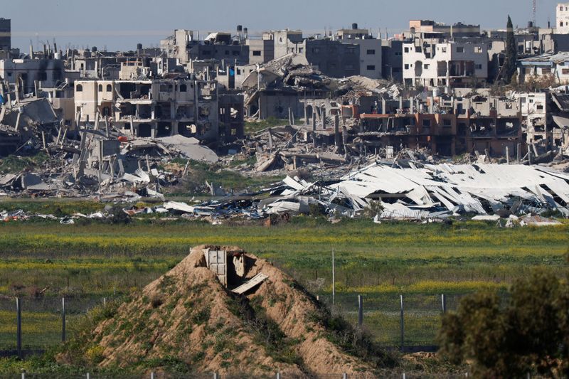 &copy; Reuters. Vista de prédios destruídos na Faixa de Gaza 
 29/2/2024     REUTERS/Amir Cohen