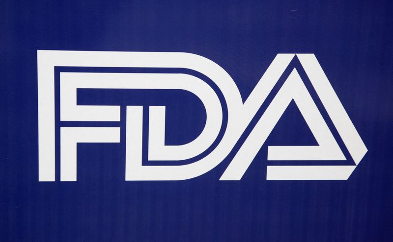 &copy; Reuters. FILE PHOTO: The corporate logo of the U.S. Food and Drug Administration (FDA) is shown in Silver Spring, Maryland, November 4, 2009.REUTERS/Jason Reed/File Photo