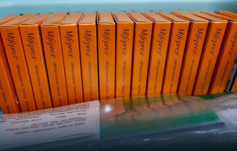 &copy; Reuters. FILE PHOTO: Boxes of Mifepristone, the first pill in a medical abortion, are seen at Alamo Women's Clinic in Carbondale, Illinois, U.S., April 20, 2023. REUTERS/Evelyn Hockstein/ File photo