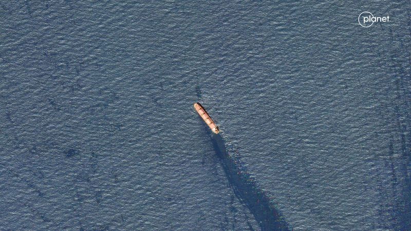&copy; Reuters. سفينة الشحن روبيمار التي ترفع علم بيليز وتملكها الولايات المتحدة في صورة التقطت بالقمر الصناعي يوم 20 فبراير شباط 2024. صورة حصلت عليها رويترز 