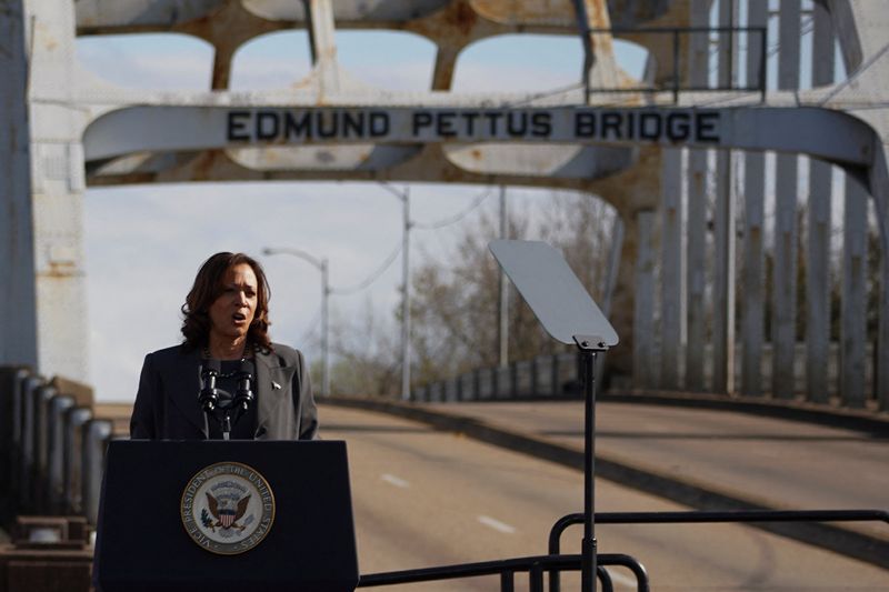 &copy; Reuters. U.S Vice President Kamala Harris speaks during an event to mark the 'Bloody Sunday' anniversary, in Selma, Alabama, U.S., March 3, 2024. REUTERS/Megan Varner