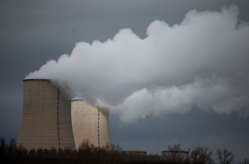 &copy; Reuters. Une centrale nucléaire à Golfech, en France. /Photo prise le 23 février 2024/REUTERS/Stéphane Mahé