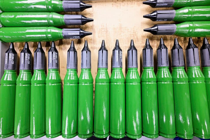 © Reuters. A detail of ammunition at a production line as German Chancellor Olaf Scholz and Defence Minister Boris Pistorius visit the future site of an arms factory where weapons maker Rheinmetall plans to produce artilleries from 2025, in Unterluess, Germany February 12, 2024. REUTERS/Fabian Bimmer/Pool/files