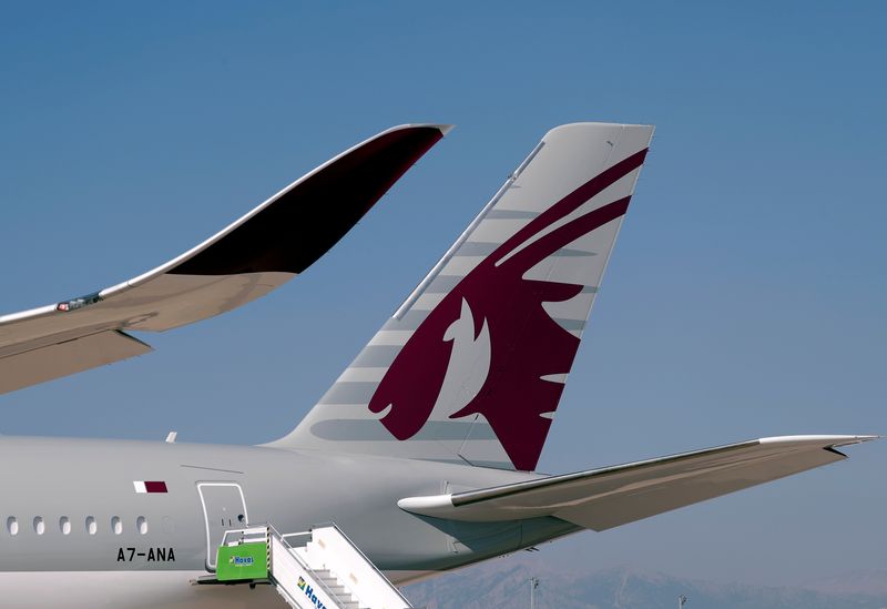 &copy; Reuters. FILE PHOTO: A Qatar Airways Airbus A350-1000  is pictured at the Eurasia Airshow in the Mediterranean resort city of Antalya, Turkey April 25, 2018. REUTERS/Murad Sezer/File Photo