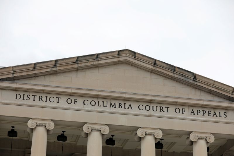 &copy; Reuters. FILE PHOTO: The District of Columbia Court of Appeals is seen in Washington, D.C., U.S., September 1, 2020. REUTERS/Andrew Kelly/File Photo
