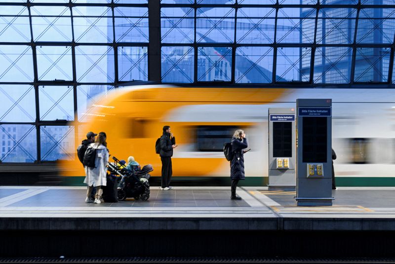 &copy; Reuters. An ODEG train arrives at the main train station during a nationwide strike called by Germany's train drivers union GDL over wage increases, in Berlin, Germany, March 7, 2024. REUTERS/Annegret Hilse