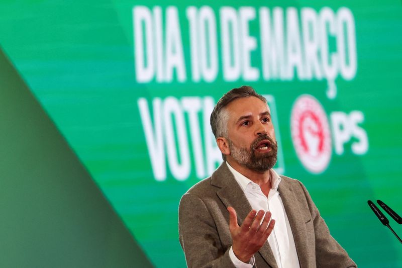 &copy; Reuters. FILE PHOTO: Socialist Party (PS) Secretary General Pedro Nuno Santos speaks during a campaign rally ahead of snap elections in Lisbon, Portugal March 5, 2024. REUTERS/Pedro Nunes/File Photo