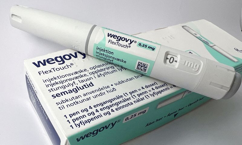 © Reuters. FILE PHOTO: A 0.25 mg injection pen of Novo Nordisk's weight-loss drug Wegovy is shown in this photo illustration in Oslo, Norway, September 1, 2023. REUTERS/Victoria Klesty/Illustration/File Photo