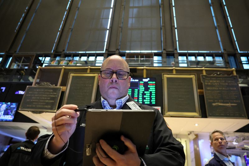 &copy; Reuters. Traders operam na Bolsa de Valores de Nova York
23/01/2024
REUTERS/Brendan McDermid