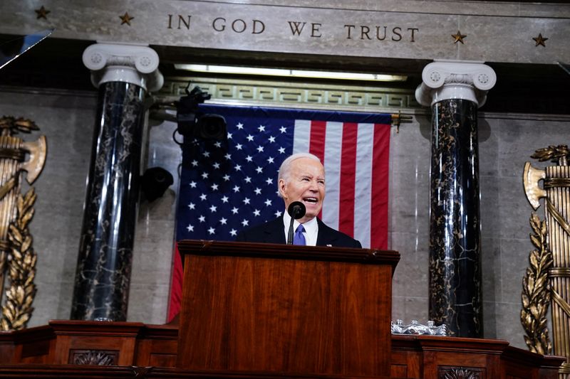 © Reuters. US President Joe Biden delivers his third State of the Union address in the House Chamber of the US Capitol in Washington, DC, USA, 07 March 2024.     SHAWN THEW/Pool via REUTERS