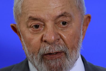 Avaliação positiva de Lula cai a menor nível desde início do governo, diz Ipec