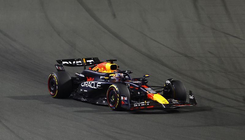 &copy; Reuters. Max Verstappen, de Red Bull, en acción durante el Gran Premio de Arabia Saudita de la Fórmula Uno en el Circuito Yeda Corniche de Yeda, Arabia Saudita. 9 de marzo, 2024. REUTERS/Rula Rouhana