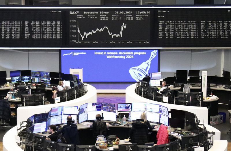 &copy; Reuters. The German share price index DAX graph is pictured at the stock exchange in Frankfurt, Germany, march 8, 2024. REUTERS/Staff/file photo