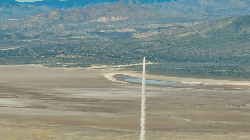 &copy; Reuters. A Castelion hypersonic vehicle is test launched in the Mojave Desert, California, U.S. March 9, 2024. Castelion/Handout via REUTERS. 