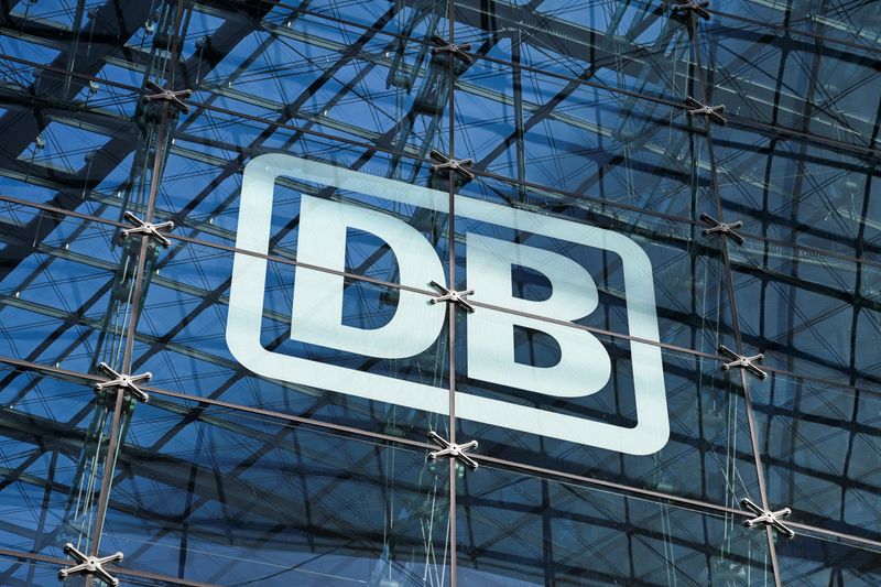 &copy; Reuters. FILE PHOTO: The Deutsche Bahn (DB) logo is pictured in Berlin, Germany, March 7, 2024. REUTERS/Annegret Hilse/File Photo