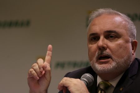 Comissão do Senado aprova convite para presidente da Petrobras explicar política de dividendos