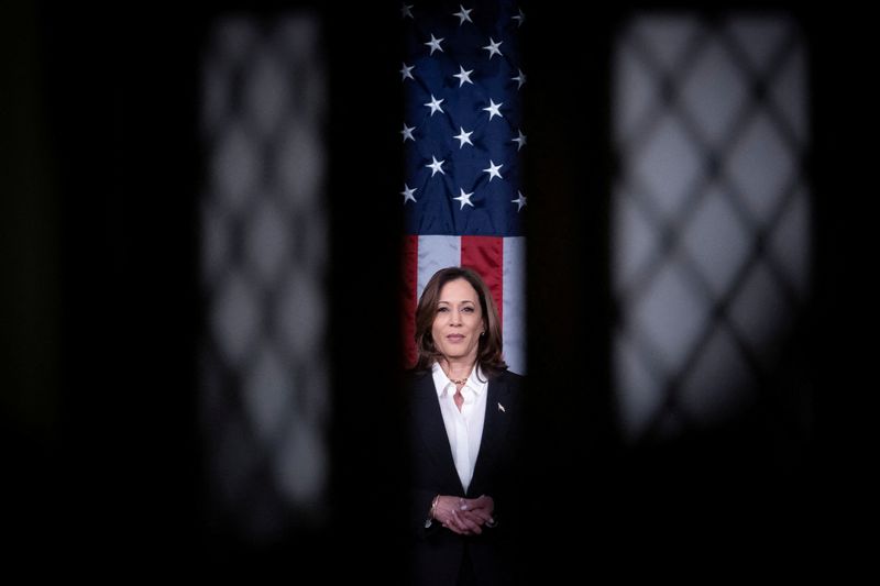 &copy; Reuters. FILE PHOTO: U.S. Vice President Kamala Harris looks on from inside the House Chamber, ahead of U.S. President Joe Biden’s State of The Union Address on Capitol Hill in Washington, U.S., March 7, 2024. REUTERS/Tom Brenner/File photo