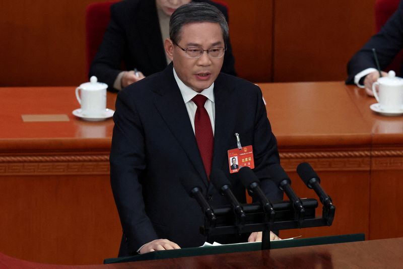 © Reuters. Primeiro-ministro da China, Li Qiang, durante discurso em Pequim, China
05/03/2024
REUTERS/Florence Lo