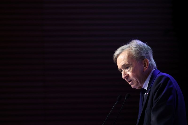 &copy; Reuters. FILE PHOTO: Bernard Arnault, Chairman and CEO of LVMH Moet Hennessy Louis Vuitton, speaks during a press conference to present the 2023 annual results of LVMH in Paris, France, January 25, 2024. REUTERS/Stephanie Lecocq/ File photo