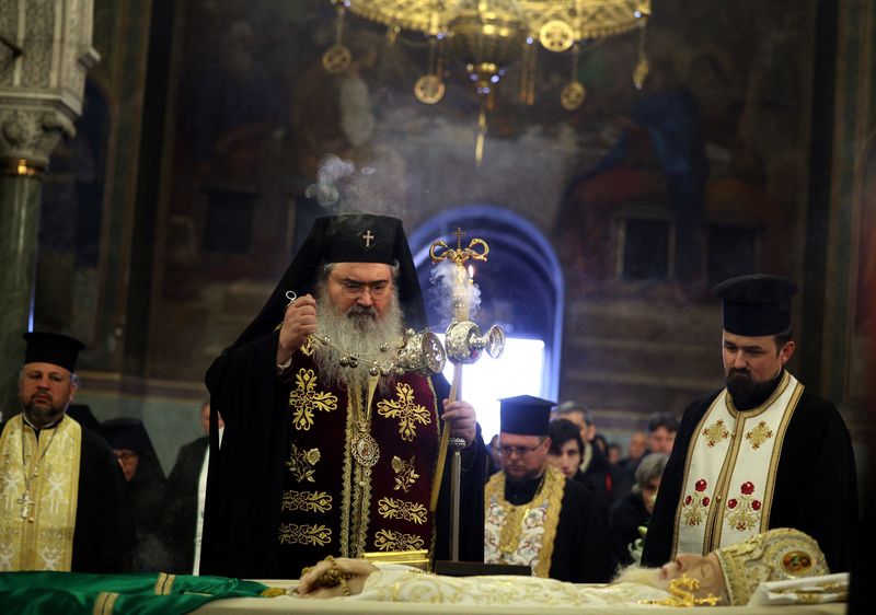 &copy; Reuters. A bishop leads a memorial service for the late Bulgarian patriarch Neophyte at St Alexander Nevsky Cathedral, in Sofia, Bulgaria, March 15, 2024.  REUTERS/Stoyan Nenov