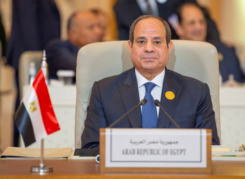&copy; Reuters. FOTO DE ARCHIVO. El presidente de Egipto, Abdulfatah al-Sisi, en la cumbre de la Organización de Cooperación Islámica en Riad, Arabia Saudí. 11 de noviembre de 2023. Saudi Press Agency/Cedida vía REUTERS