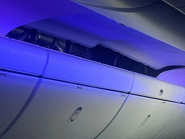 &copy; Reuters. FILE PHOTO: A view of the damage sustained to the ceiling of the airplane after an incident on a LATAM Airlines Boeing 787, in Auckland, New Zealand, March 11, 2024, in this picture obtained from social media. Brian Adam Jokat/via REUTERS/File Photo