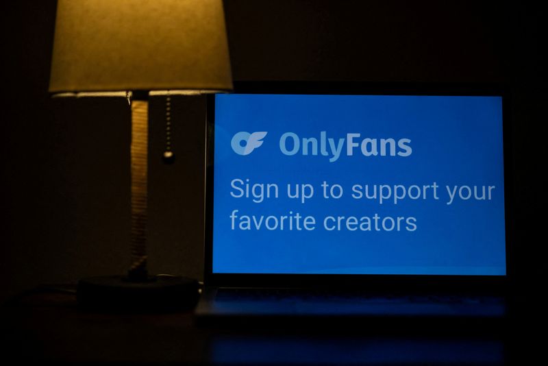 &copy; Reuters. FILE PHOTO: A logo for OnlyFans is seen in this illustration picture, February 29, 2024. REUTERS/Carlos Barria/Illustration/File Photo