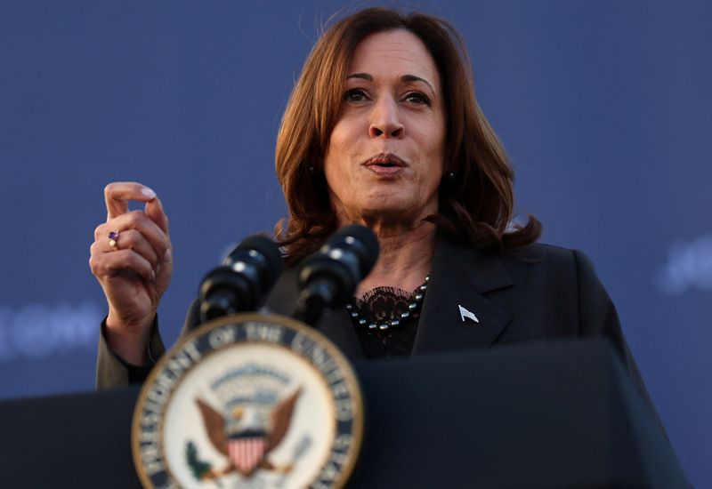 &copy; Reuters. FILE PHOTO: U.S. Vice President Kamala Harris delivers a speech during a Get Out The Vote rally ahead of the Democratic presidential primaries at South Carolina State University in Orangeburg, South Carolina, U.S., February 2, 2024. REUTERS/Leah Millis/Fi