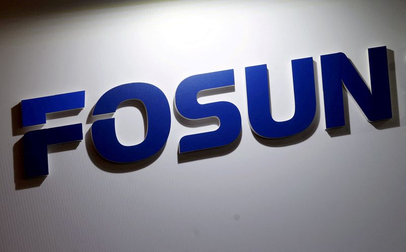 &copy; Reuters. FILE PHOTO: A company logo of Fosun International is seen at the Fosun Fair held alongside the annual general meeting of the Chinese conglomerate in Hong Kong, China May 28, 2015. REUTERS/Bobby Yip/File Photo