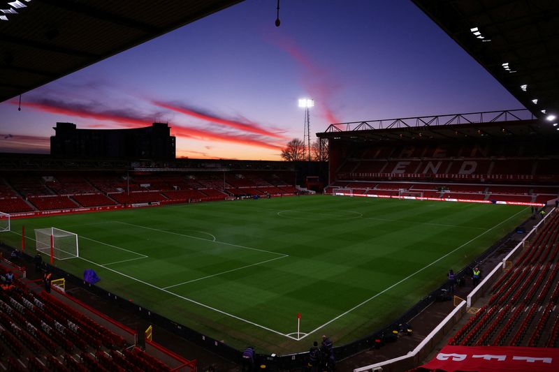 © Reuters. FILE PHOTO: Soccer Football - Premier League - Nottingham Forest v Arsenal - The City Ground, Nottingham, Britain - January 30, 2024 General view inside the stadium before the match REUTERS/Carl Recine /File Photo