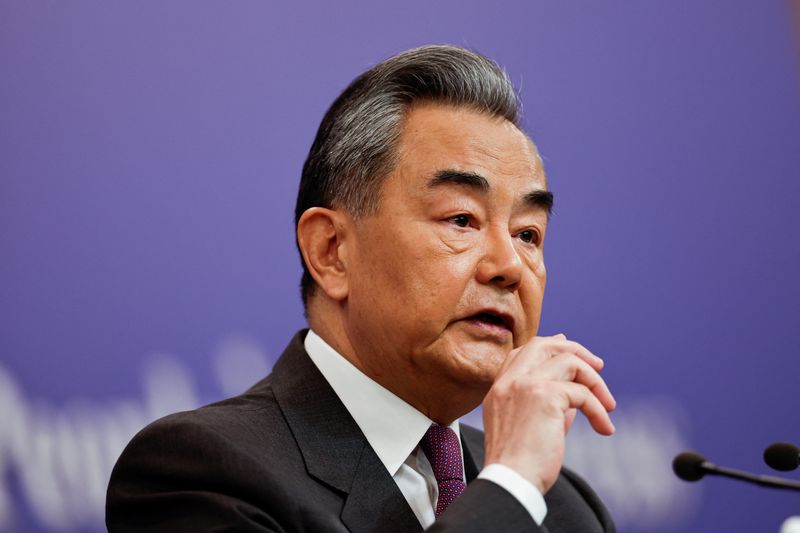 &copy; Reuters. FILE PHOTO: Chinese Foreign Minister Wang Yi attends a press conference on the sidelines of the National People's Congress (NPC), in Beijing, China March 7, 2024. REUTERS/Tingshu Wang/File Photo