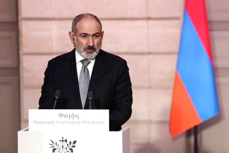 &copy; Reuters. رئيس الوزراء الأرميني نيكول باشينيان خلال مؤتمر صحفي في قصر الإليزيه بباريس يوم 21 فبارير شباط 2024. صورة لرويترز من ممثل لوكالات الأنباء.
