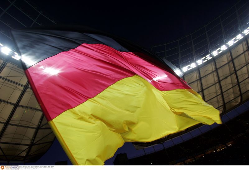 &copy; Reuters. Bandiera della Germania allo Stadio Olimpico di Berlino. REUTERS/Michael Regan