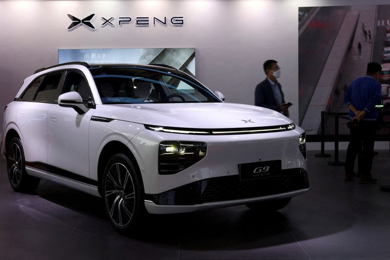 &copy; Reuters. Xpeng's electric vehicle (EV) G9 is seen displayed at the Xpeng booth during the first China International Supply Chain Expo (CISCE) in Beijing, China November 28, 2023. REUTERS/Florence Lo/File Photo