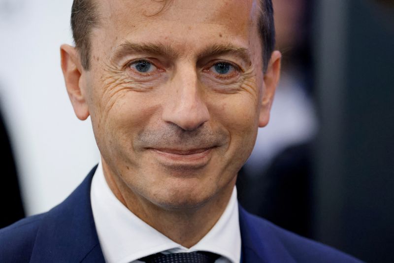 &copy; Reuters. FILE PHOTO: CEO of Airbus Group Guillaume Faury looks on during a French president's visit to the Eurosatory land and airland defence and security trade fair, at the Paris-Nord Villepinte Exhibition Centre in Villepinte, north of Paris, June 13, 2022. Lud