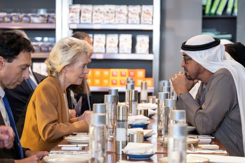 &copy; Reuters. FILE PHOTO: Sheikh Mohamed bin Zayed Al Nahyan, President of the United Arab Emirates, meets with Ursula von der Leyen, President of the European Commission, in Abu Dhabi, United Arab Emirates, September 7, 2023.  Abdulla Al Neyadi/ UAE Presidential Court
