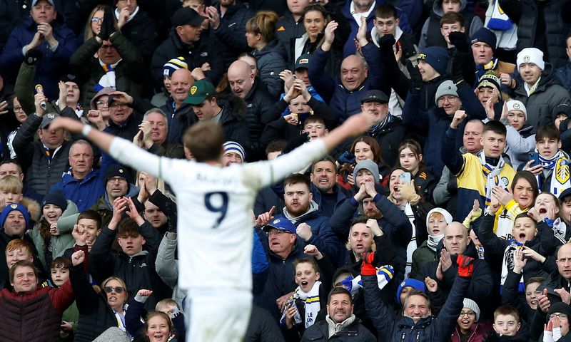 &copy; Reuters. FILE PHOTO: Soccer Football - Premier League - Leeds United v Brighton & Hove Albion - Elland Road, Leeds, Britain - March 11, 2023 Leeds United's Patrick Bamford celebrates scoring their first goal in front of Leeds United fans Action Images via Reuters/