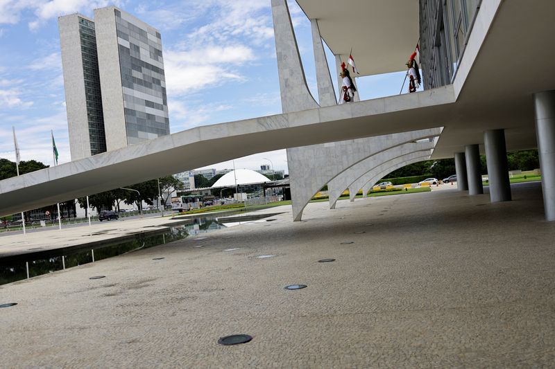 &copy; Reuters. Vista geral do Congresso Nacional e Palácio do Planalto
26/12/2023
REUTERS/Ueslei Marcelino