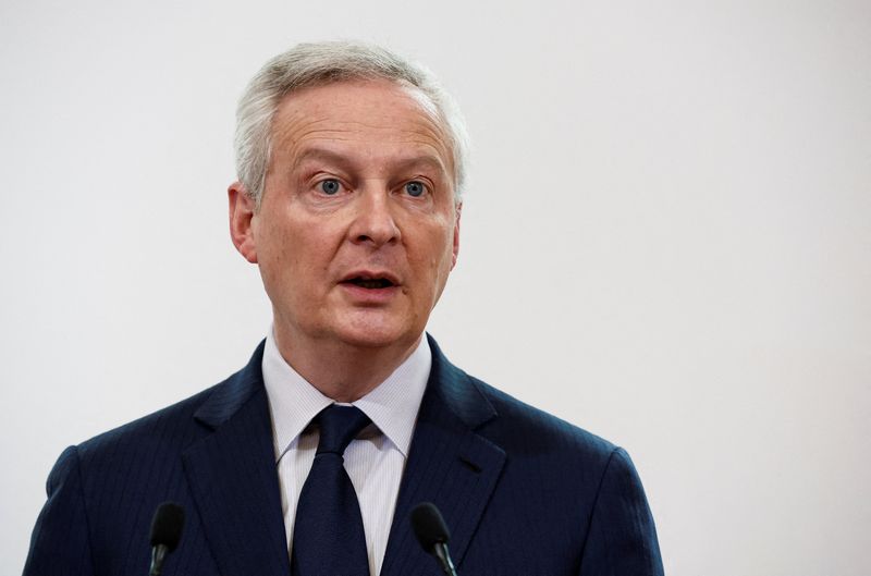 &copy; Reuters. FILE PHOTO: French Minister for Economy, Finance, Industry and Digital Security Bruno Le Maire attends a press conference, as he unveils new measures to address grievances of farmers who have been protesting for weeks to demand fair prices and loosened re