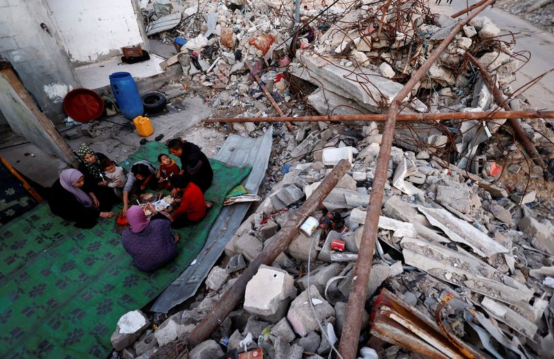 &copy; Reuters. Casas destruídas em Rafah, sul de Gaza
 13/3/2024   REUTERS/Mohammed Salem