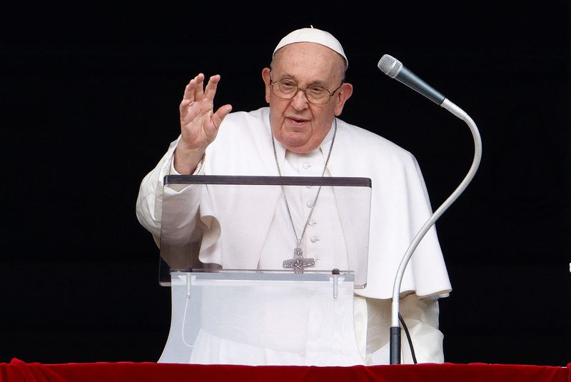 &copy; Reuters. Papa Francisco conduz a oração do Angelus de janela, no Vaticano
03/03/2024
REUTERS/Guglielmo Mangiapane