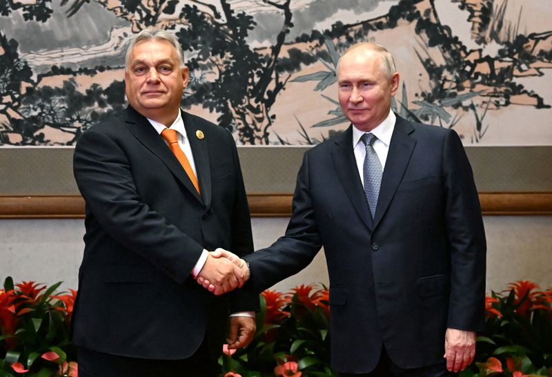 &copy; Reuters. ハンガリーのオルバン首相は、ロシアのプーチン大統領に書簡を送り、再選に祝意を示した。２０２３年１０月撮影。提供写真（２０２４年　ロイター/Sputnik/Grigory Sysoyev/Pool via REUTERS）