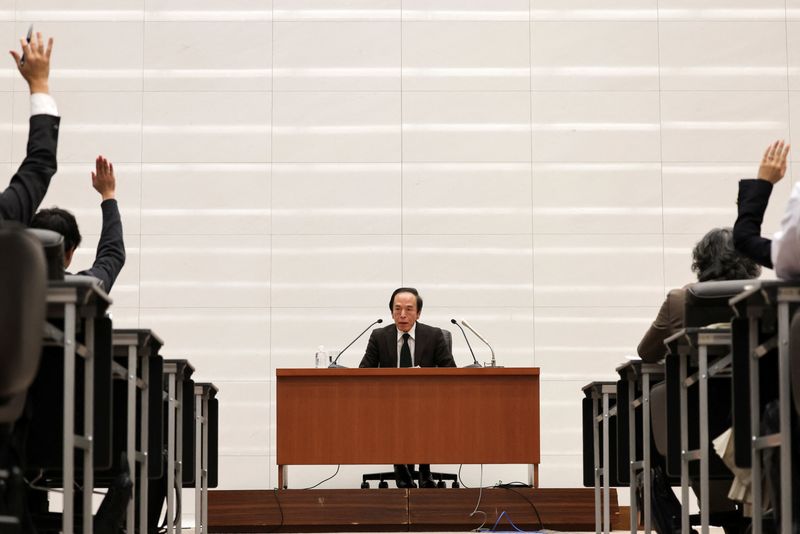 &copy; Reuters. FILE PHOTO: Bank of Japan Governor Kazuo Ueda attends a press conference after a policy meeting at BOJ headquarters, in Tokyo, Japan March 19, 2024. REUTERS/Kim Kyung-Hoon/FILE PHOTO