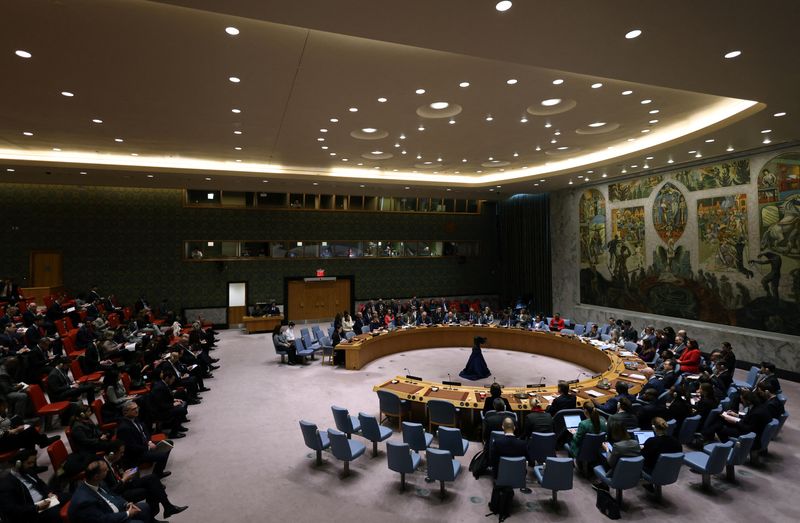 &copy; Reuters. Il Consiglio di sicurezza delle Nazioni Unite si riunisce per esaminare una risoluzione sponsorizzata dagli Stati Uniti che chiede un cessate il fuoco durante il conflitto tra Israele e il gruppo islamista palestinese Hamas, presso la sede delle Nazioni U