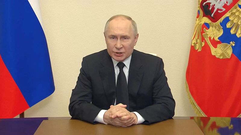 &copy; Reuters. Russian President Vladimir Putin delivers a video address to the nation following a shooting attack at the Crocus City Hall concert venue, at an unidentified location, March 23, 2024, in this still image taken from video. Kremlin.ru/Handout via REUTERS 